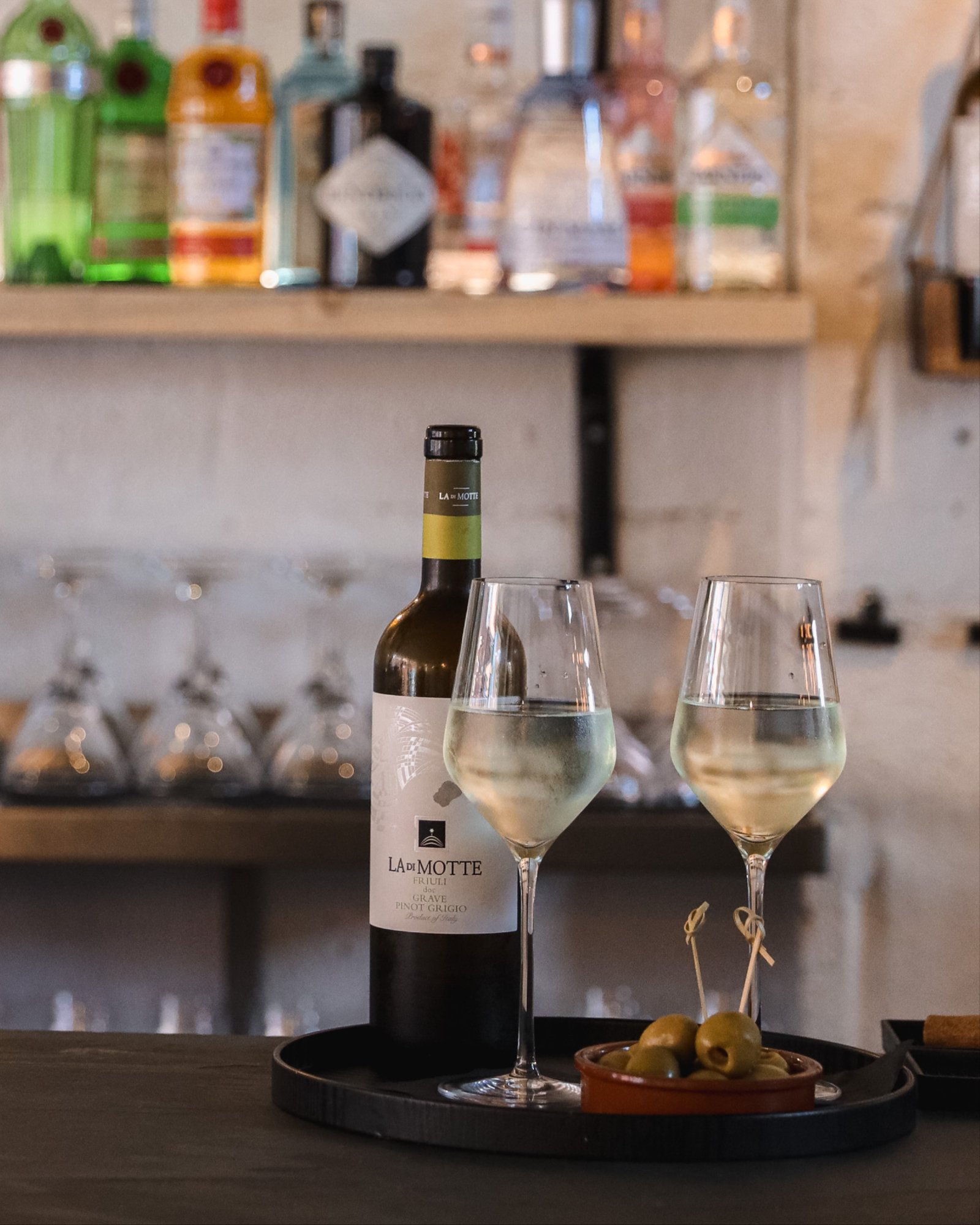 Bodega Southbourne bar area